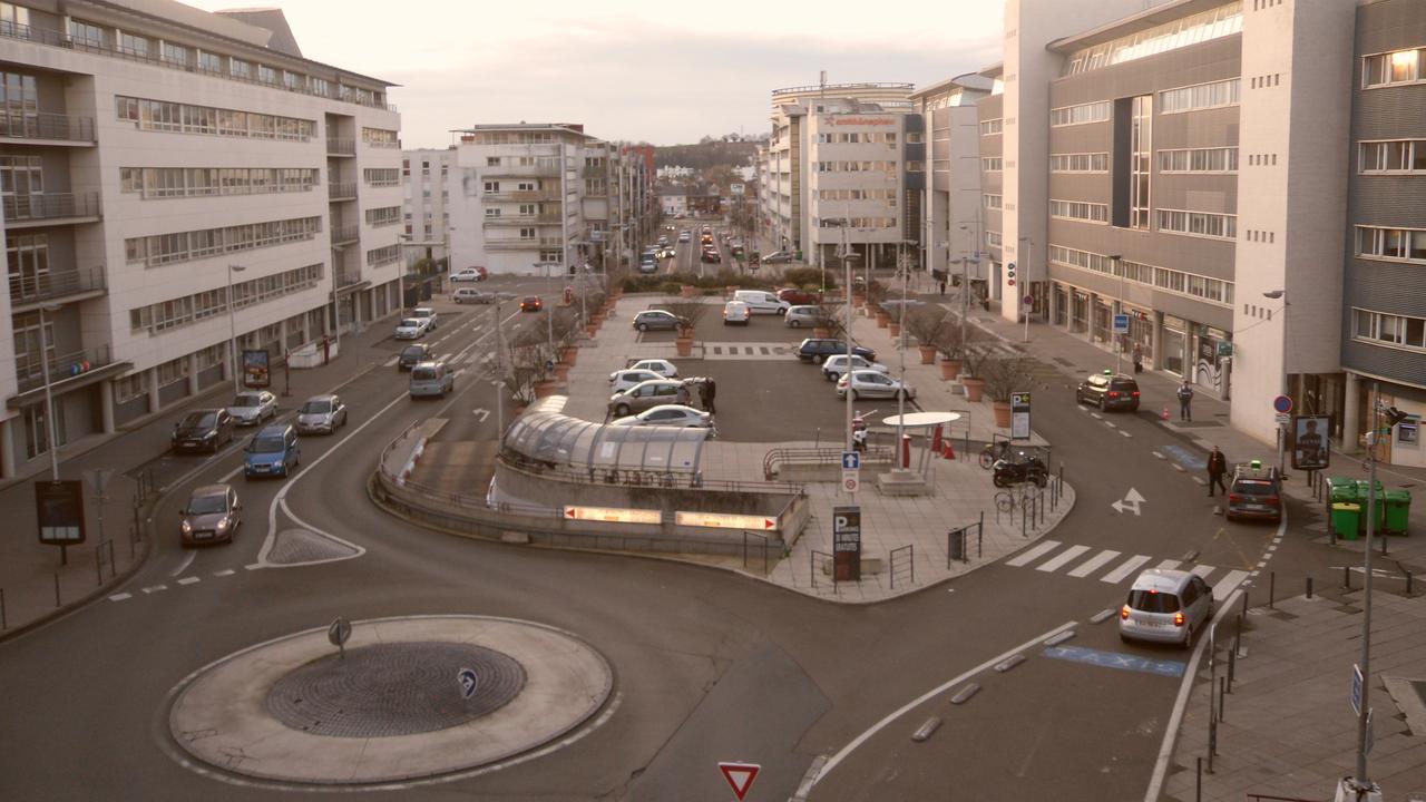 Ibis Styles Le Mans Gare Sud Hotel Ngoại thất bức ảnh